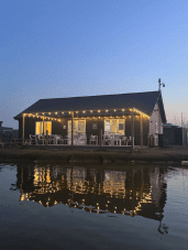 lake-house-small